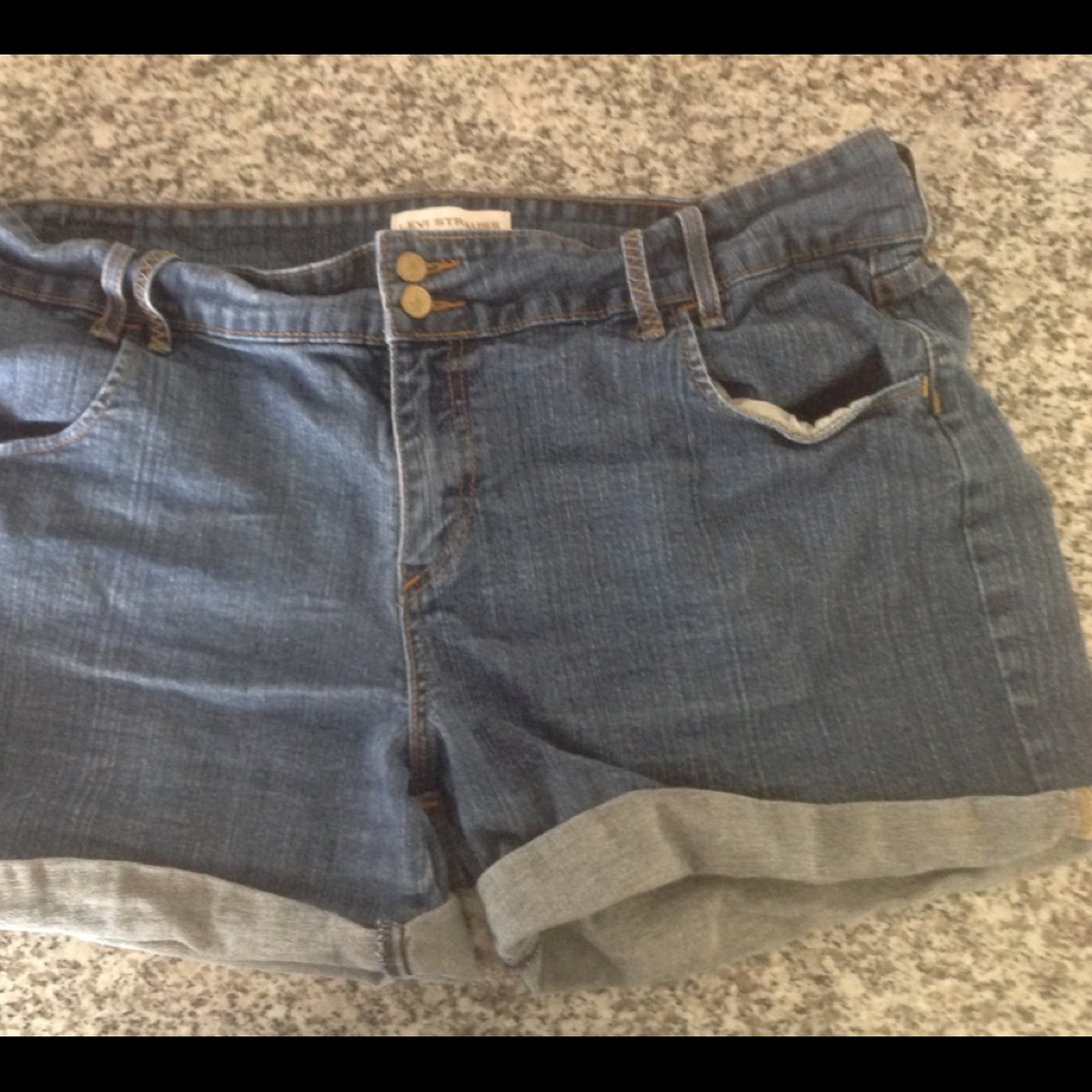 Levi Jean shorts